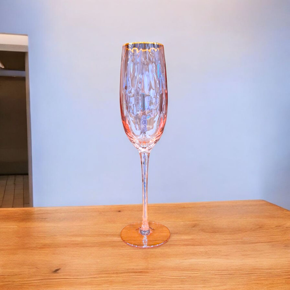 čaše za šampanjac, roze čaše za šampanjac,elegantne čaše, neobične čaše