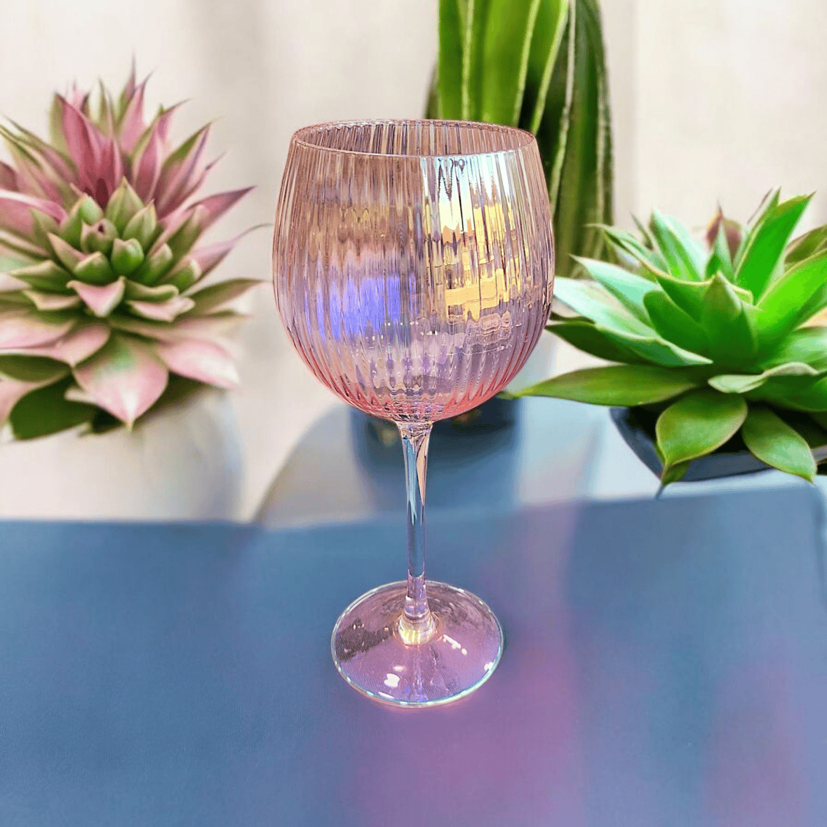 čaše za vino, roze čaše za vino, , čaše, čaše u boji, neobične čaše