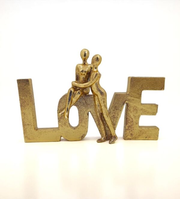 figura zlatna, figura od polirezina, dekorativna figura love, figura zaljubljeni par