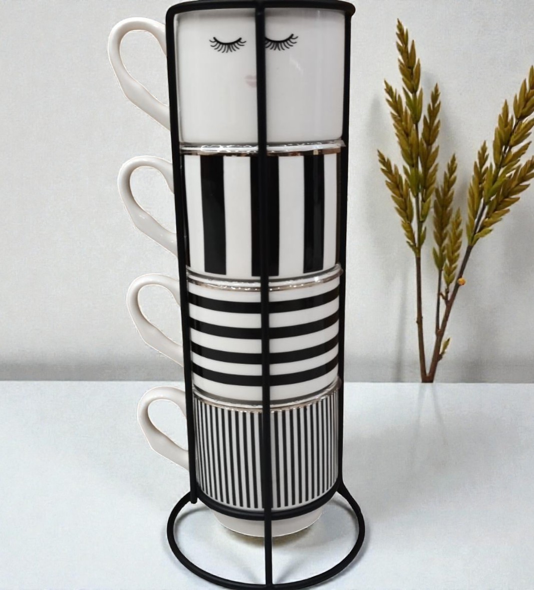 PORCELAN ŠOLJICA NA STALKU 4/1 20114