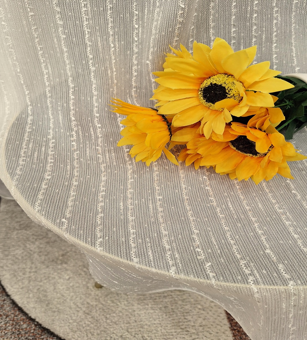 zavese, jeftine zavese, zavese na metar, zavese za dnevnu sobu, elegantne zavese