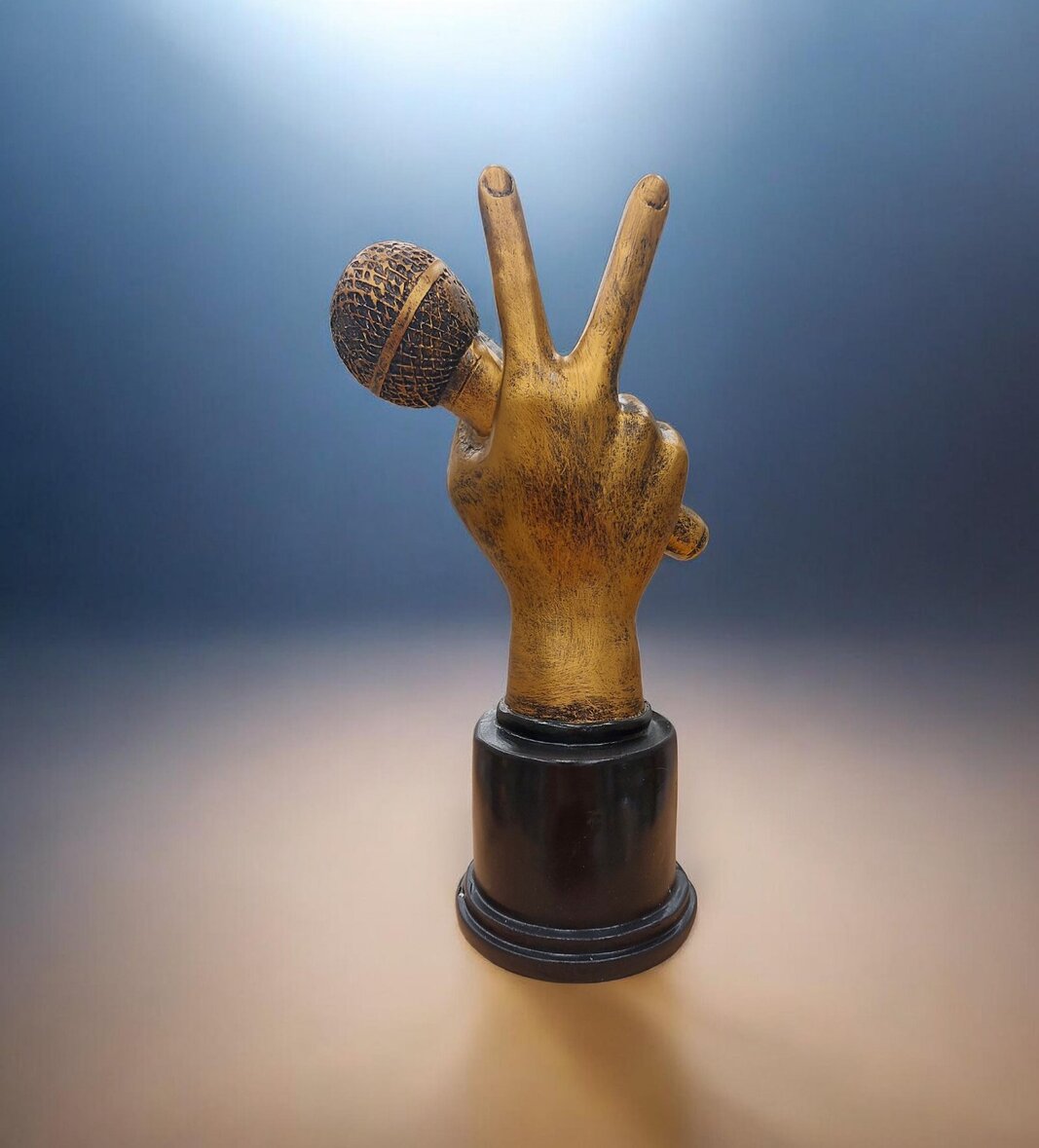 Figura mikrofon 11135