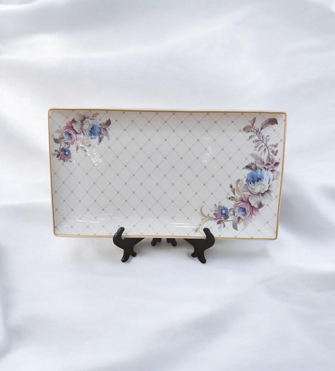 Porcelan tacna za kolače 20129