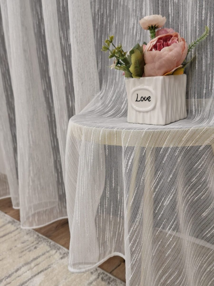 jeftine zavese, zavese za dnevnu sobu, zavese na metar, elegantne zavese