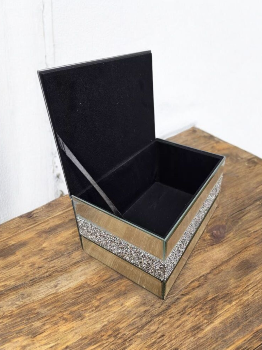 kutija za nakit, kutija za nakit sa srebrnim detaljima