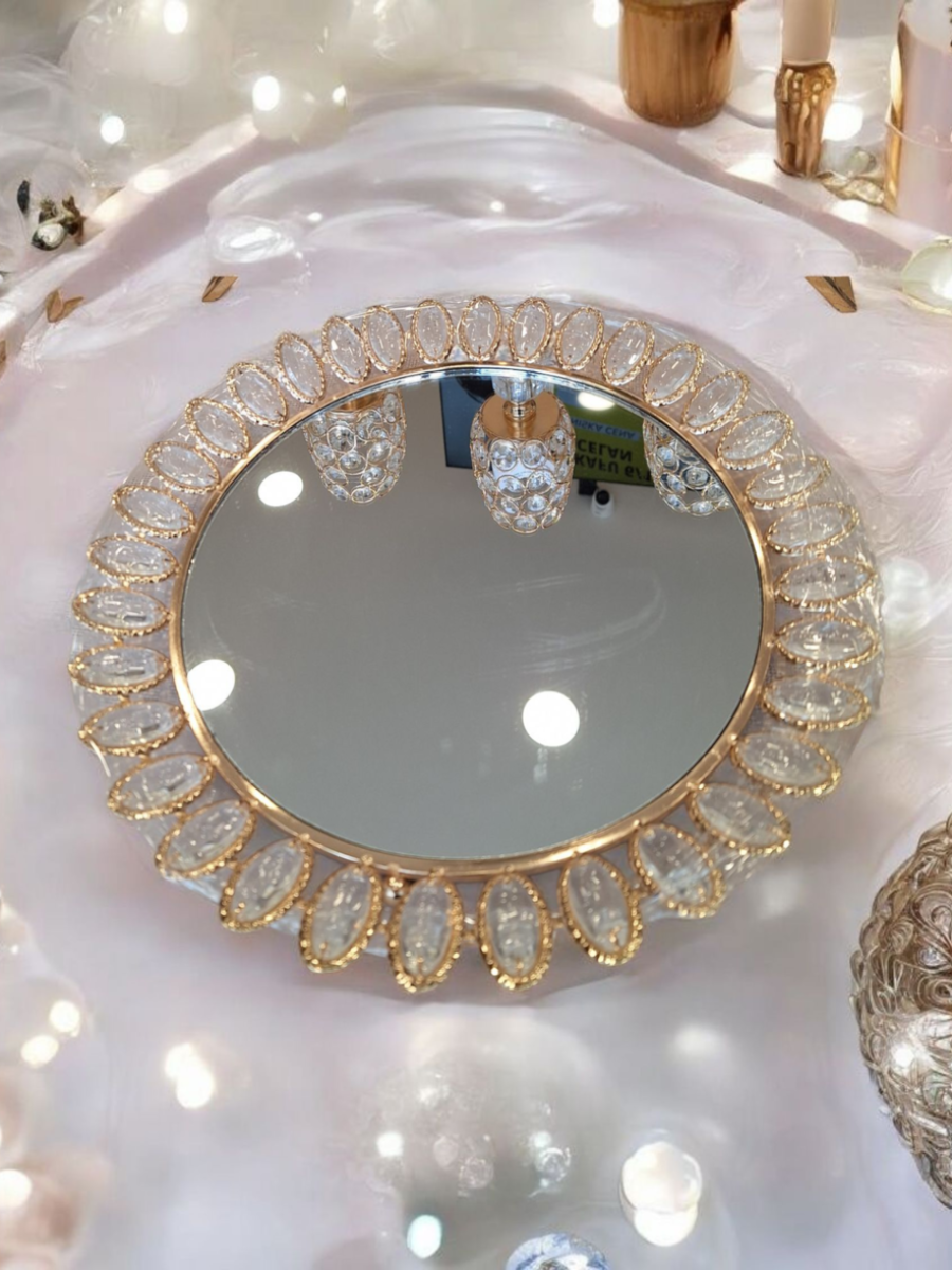 poslužaonik, zlatni poslužaonik, dekoracija,