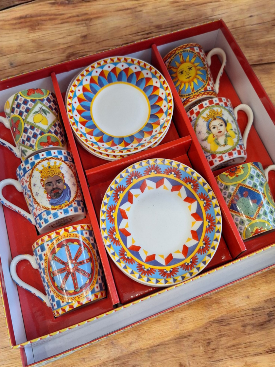 set šolja, set od 6 šoljica,šoljice zapremine 100 ml.