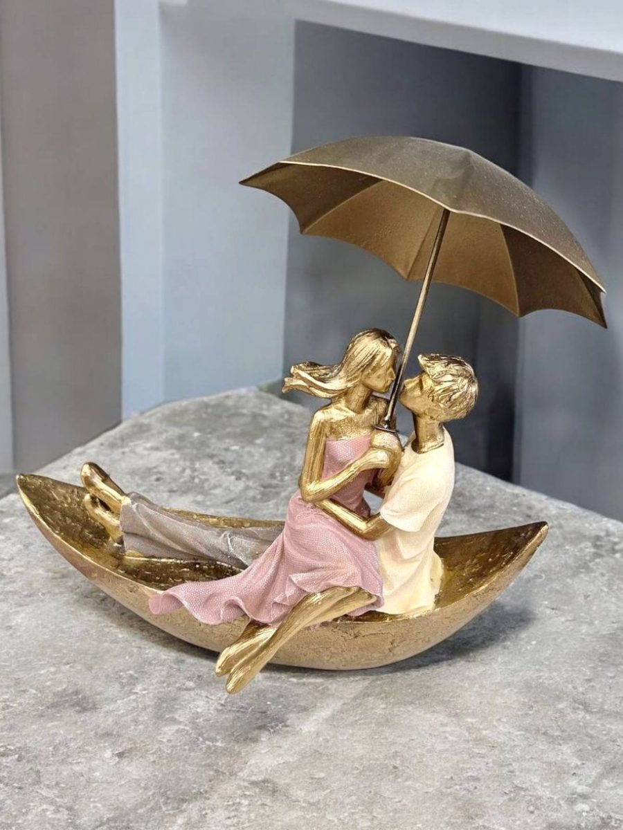 dekorativna figura par, dekorativna figura, dekorativne figure, figura od polirezina, dekoracija, dekoracija za kuću