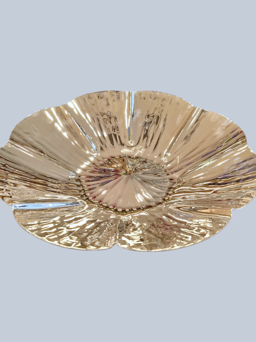 činija, ukrasna činija, ukrasna posuda, zlatna činija, zlatna posuda, činija u obliku cveta, činije u obliku cveta, cvet