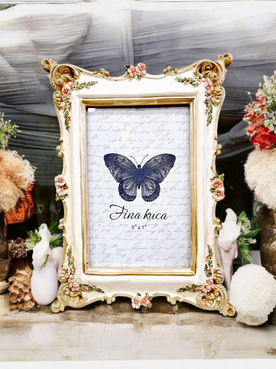 foto ram, cvetni ram, ram za sliku 13x18,ram bež boje sa zlatnim dezinima