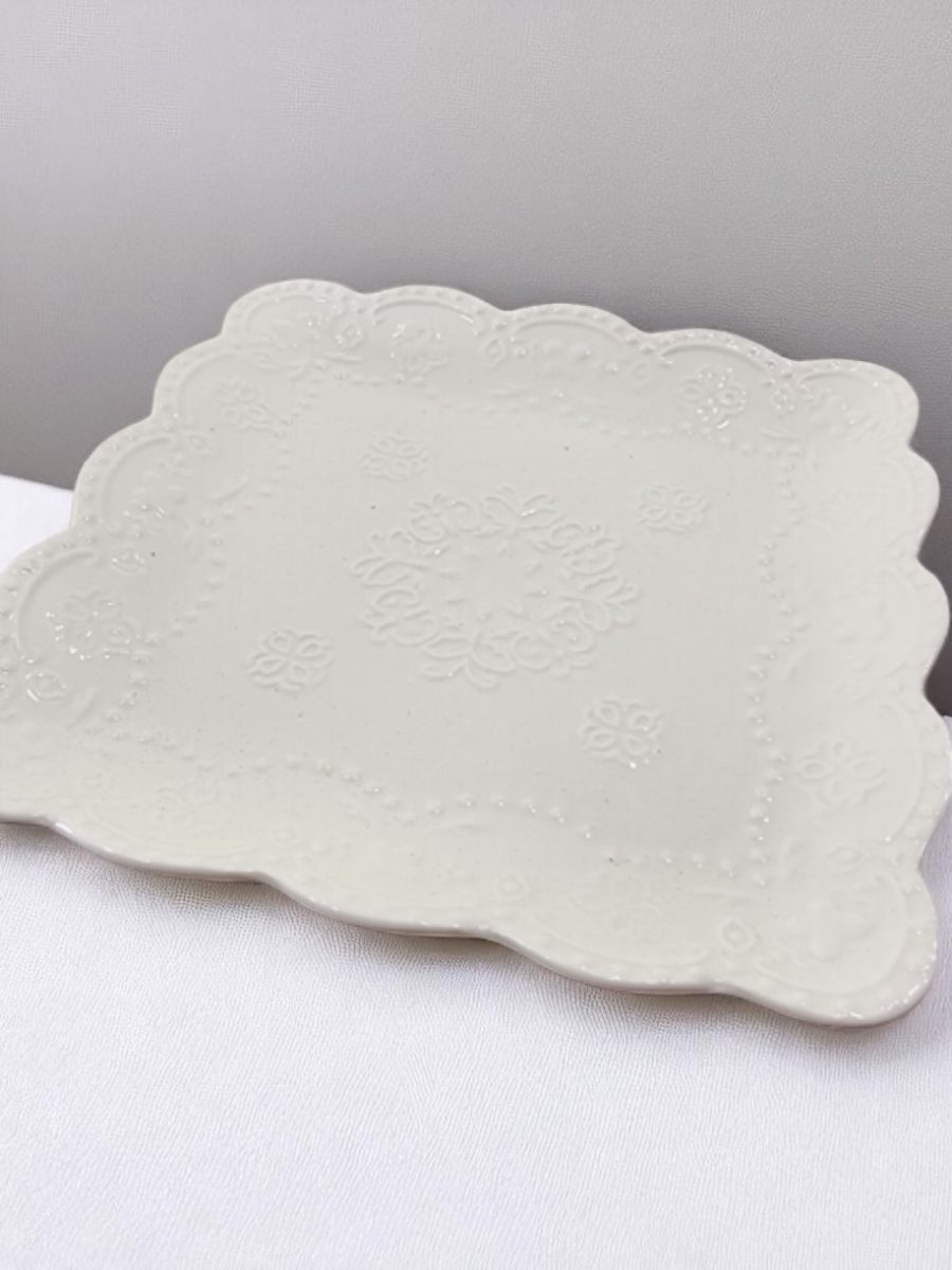 tacna, tacna za posluživanje hrane, dekorativna tacna, tacna bele boje